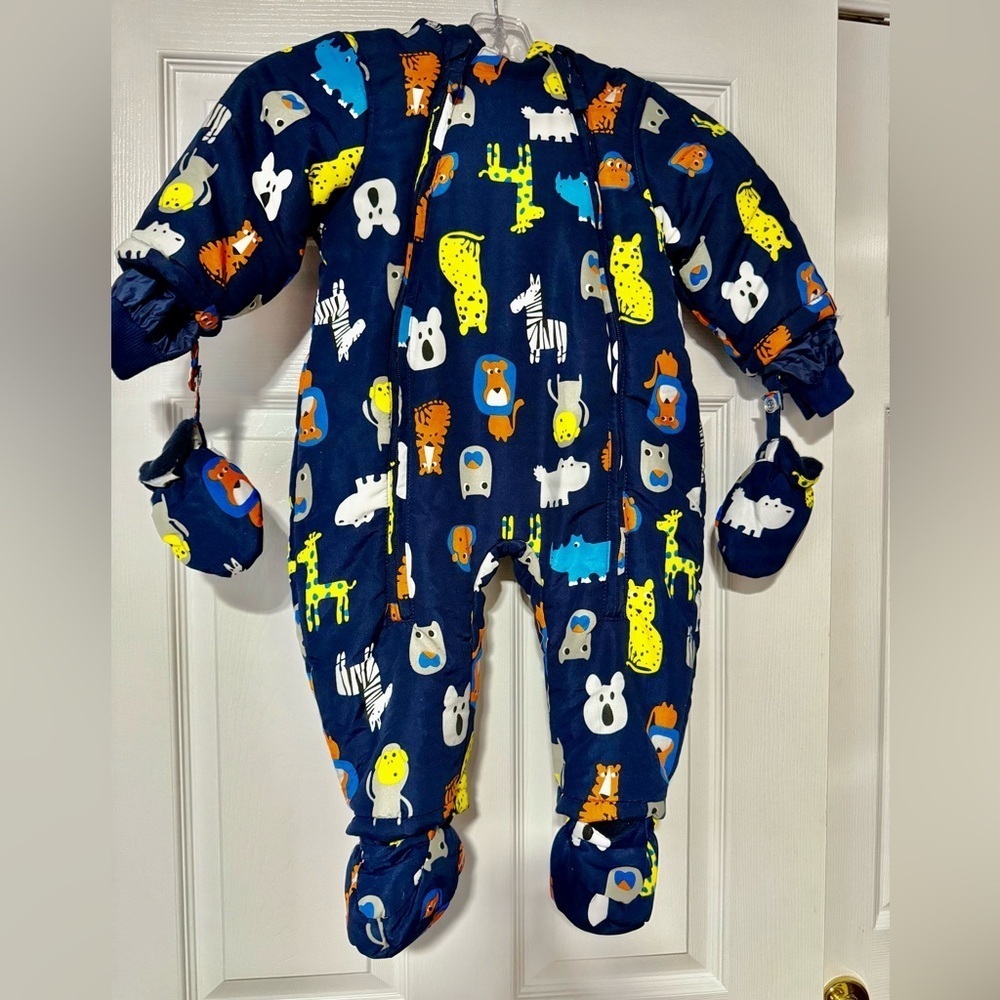 Boy New Snowsuit Size 18-24M​​​​